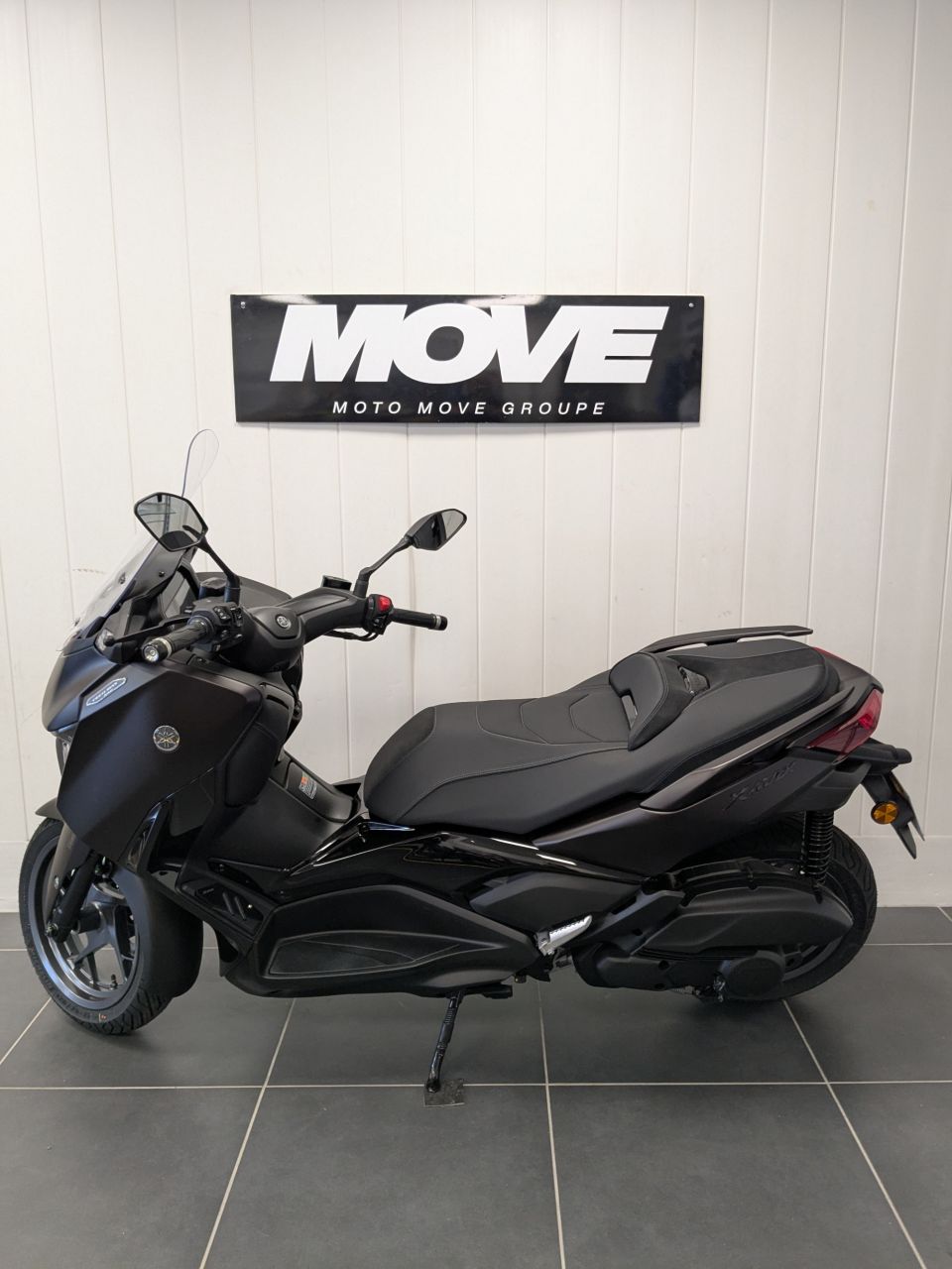 YAMAHA XMAX 125 TECH MAX 4