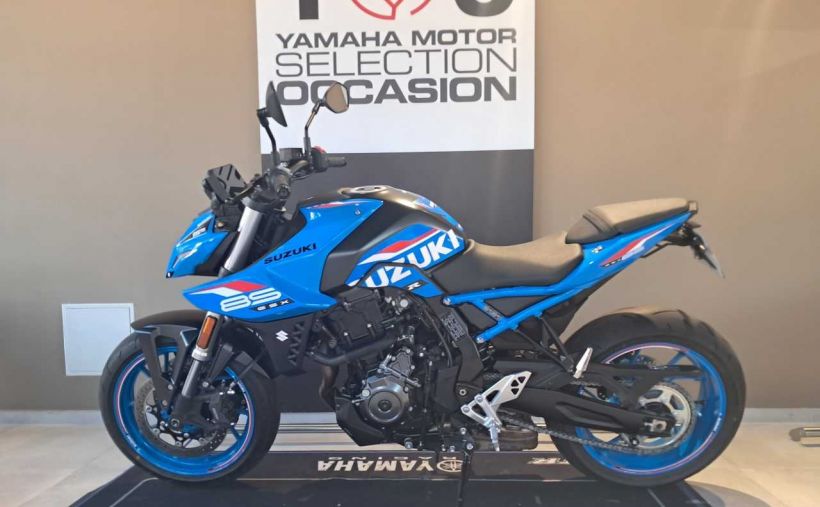 SUZUKI GSX-8S A2 1
