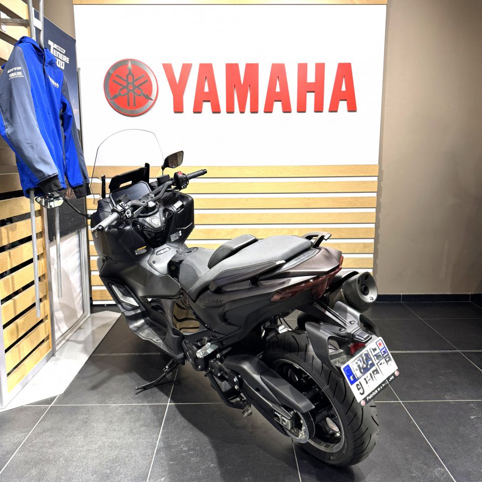 YAMAHA XP T-MAX 560 TECH MAX 3