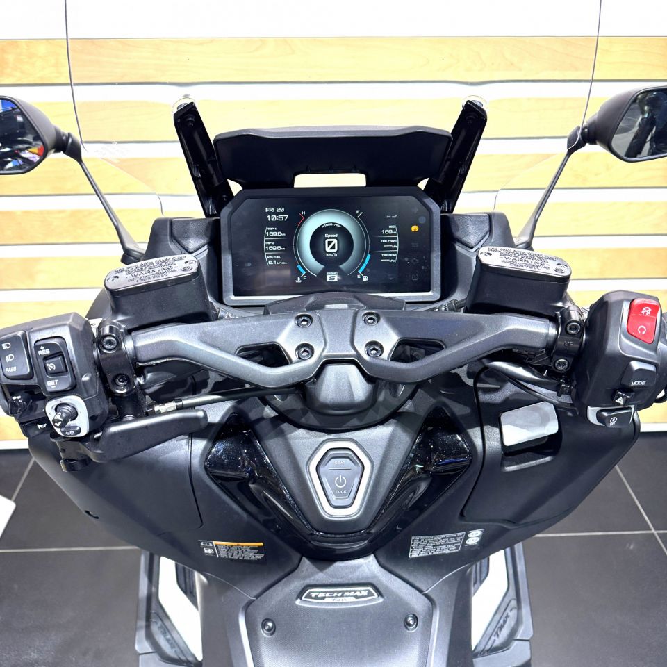 YAMAHA XP T-MAX 560 TECH MAX 6