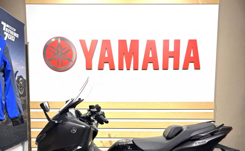 YAMAHA XP T-MAX 560 TECH MAX 4