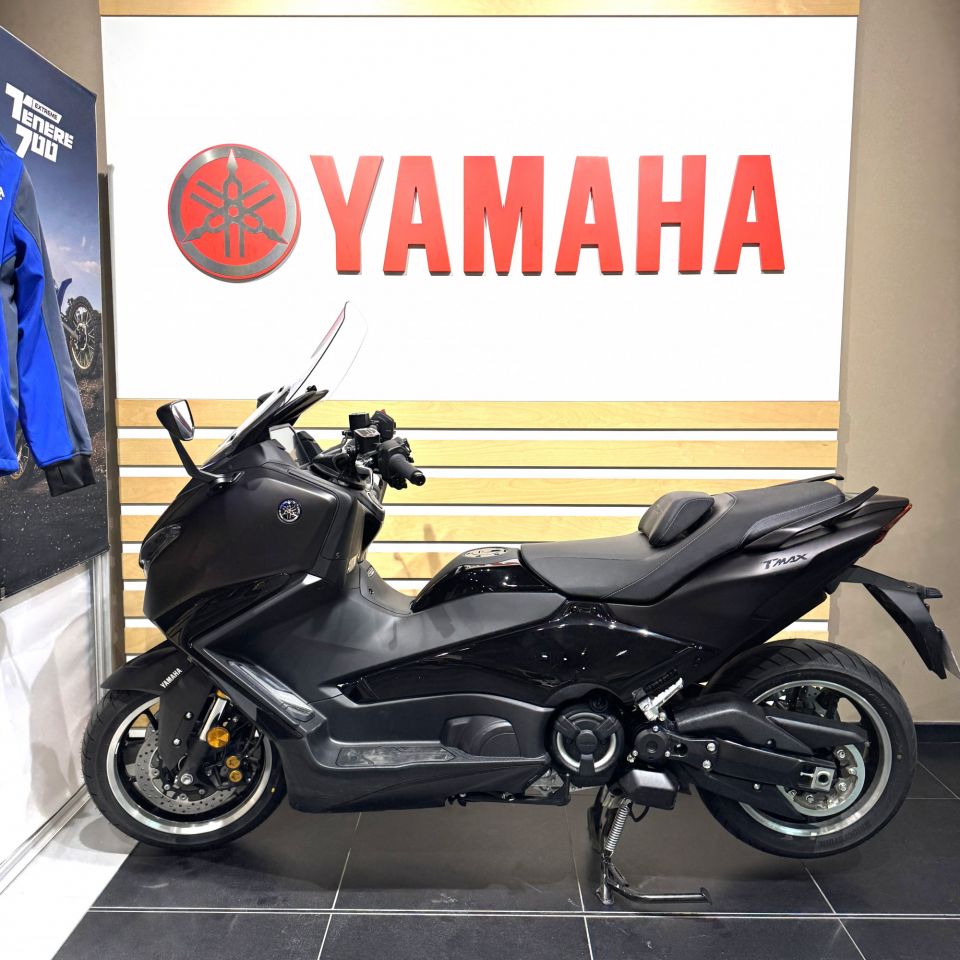 YAMAHA XP T-MAX 560 TECH MAX 4