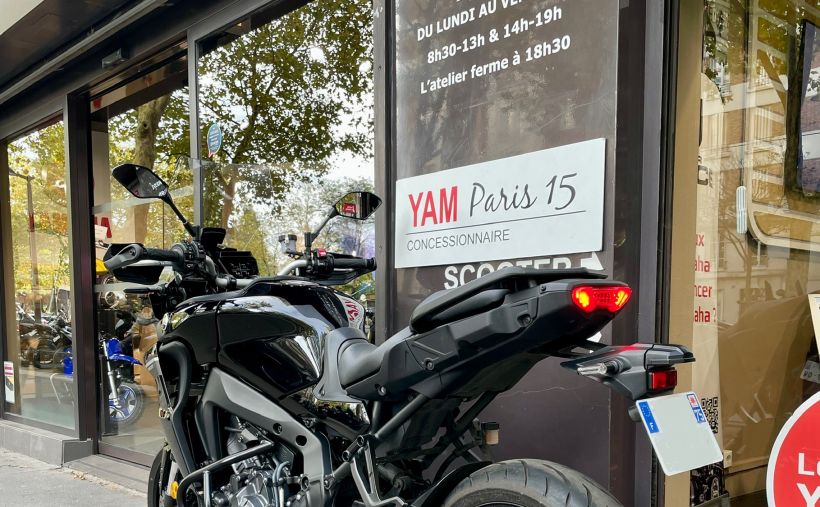 YAMAHA TRACER 9 4