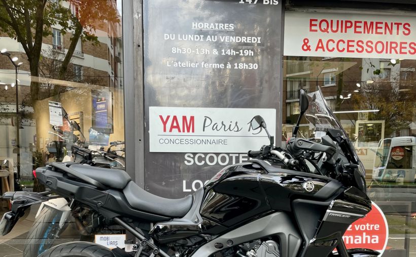 YAMAHA TRACER 9 0