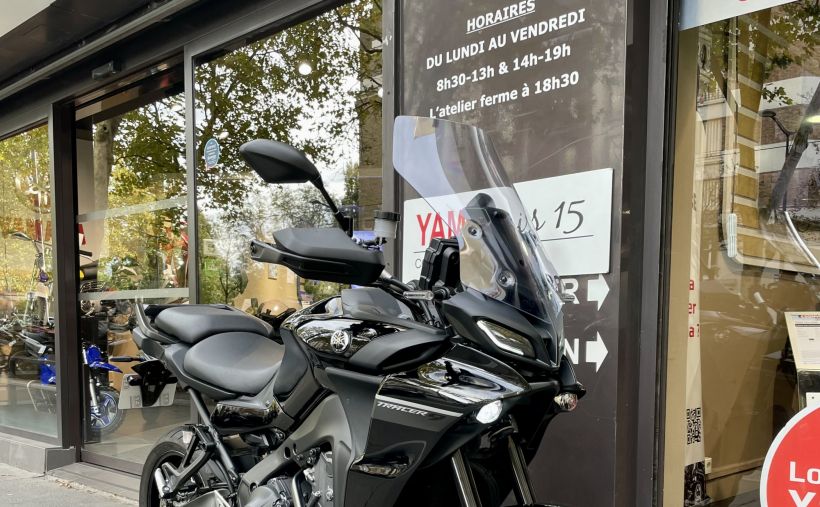 YAMAHA TRACER 9 1