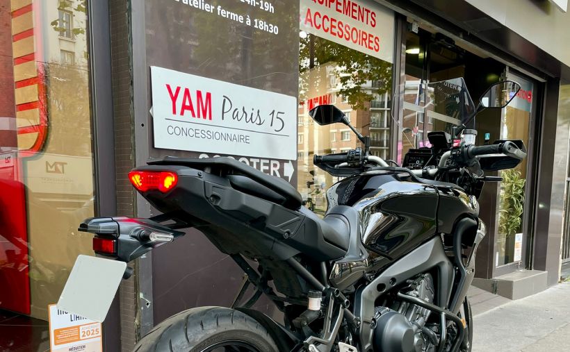 YAMAHA TRACER 9 5