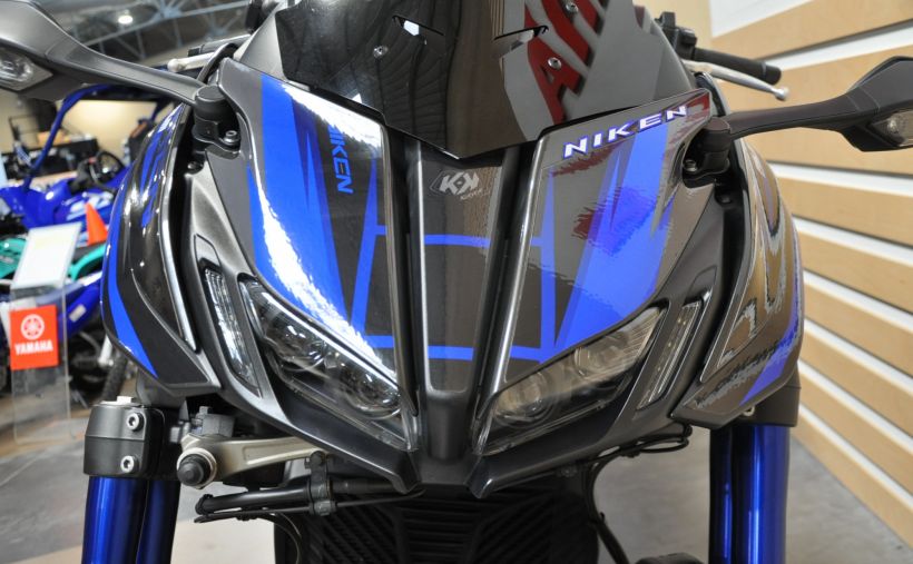YAMAHA niken 850 9