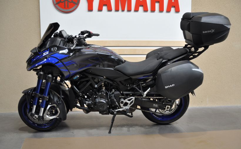 YAMAHA niken 850 10