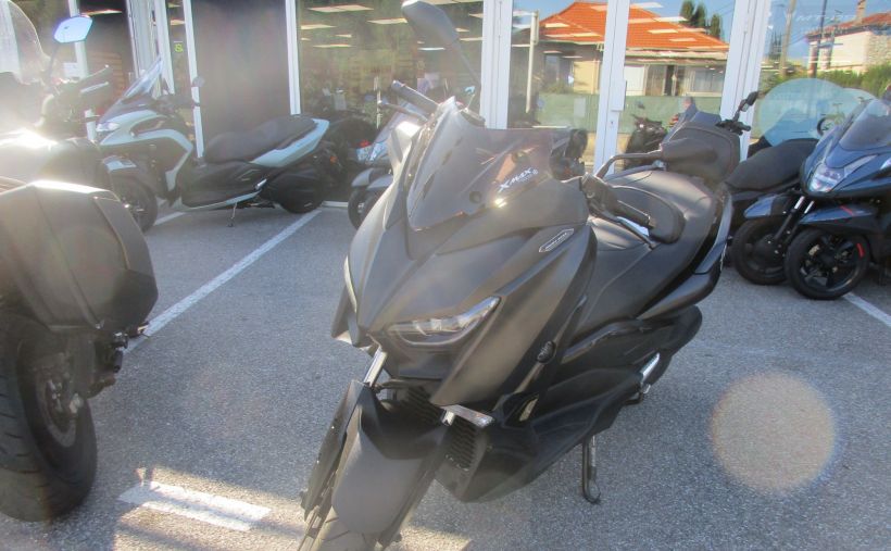 YAMAHA X-MAX 125 IRON MAX 1