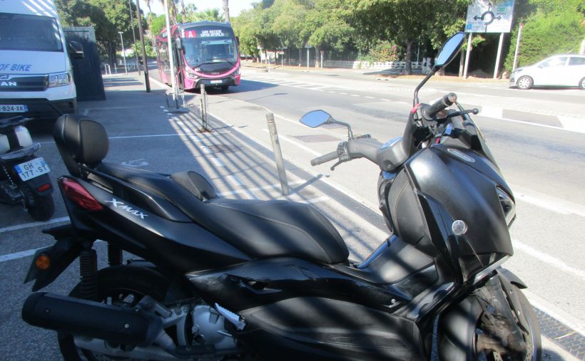 YAMAHA X-MAX 125 IRON MAX 2