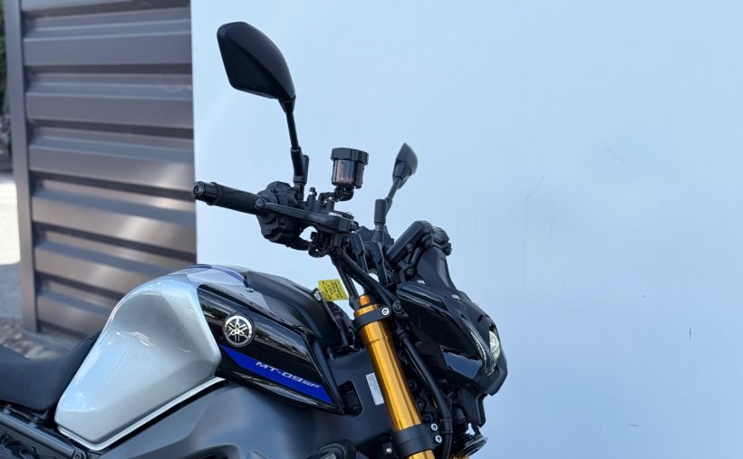 YAMAHA MT-09 SP 7