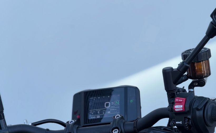 YAMAHA MT-09 SP 8