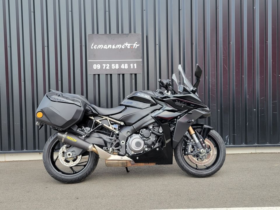 SUZUKI GSX-S 1000 GT 5