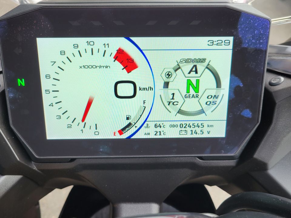 SUZUKI GSX-S 1000 GT 35