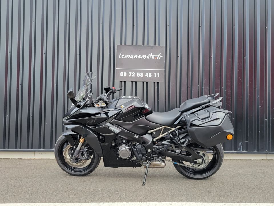 SUZUKI GSX-S 1000 GT 15