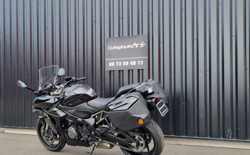 SUZUKI GSX-S 1000 GT 25