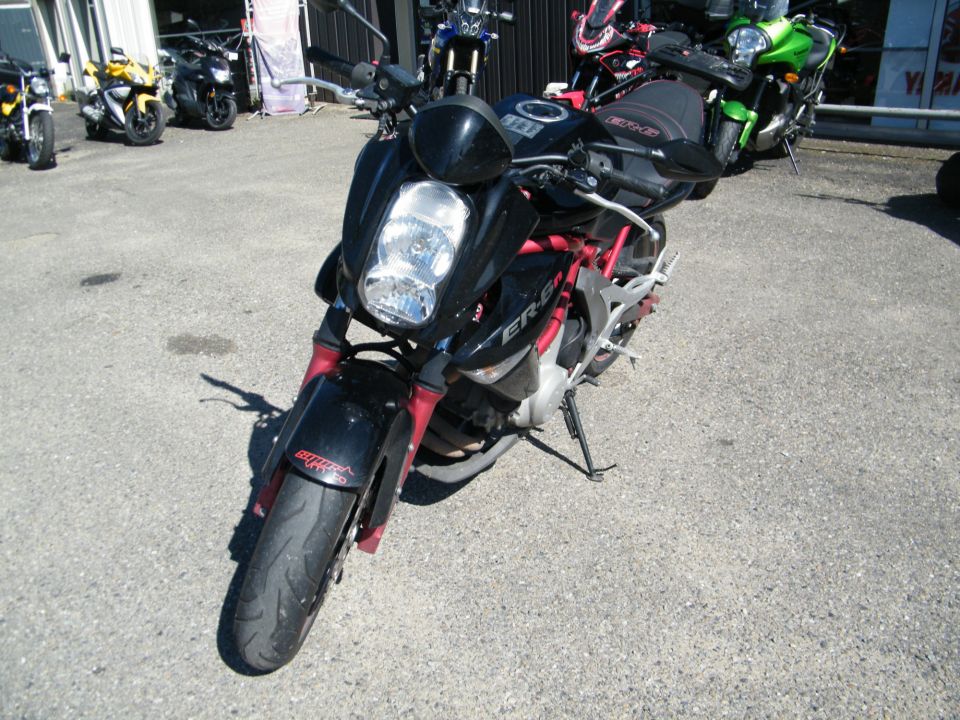 KAWASAKI ER-6 8