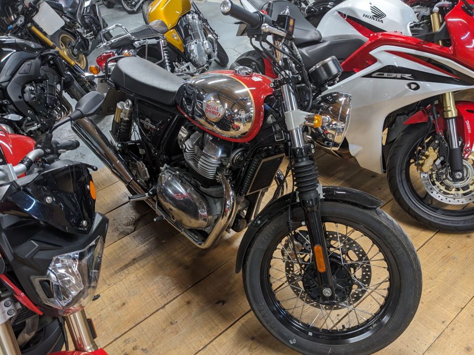 ROYAL ENFIELD INTERCEPTOR 0