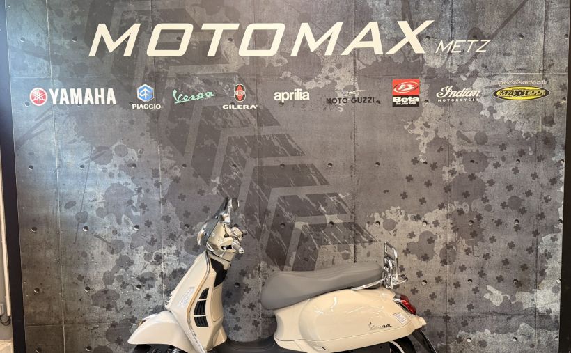 VESPA GTS SUPER SPORT 36