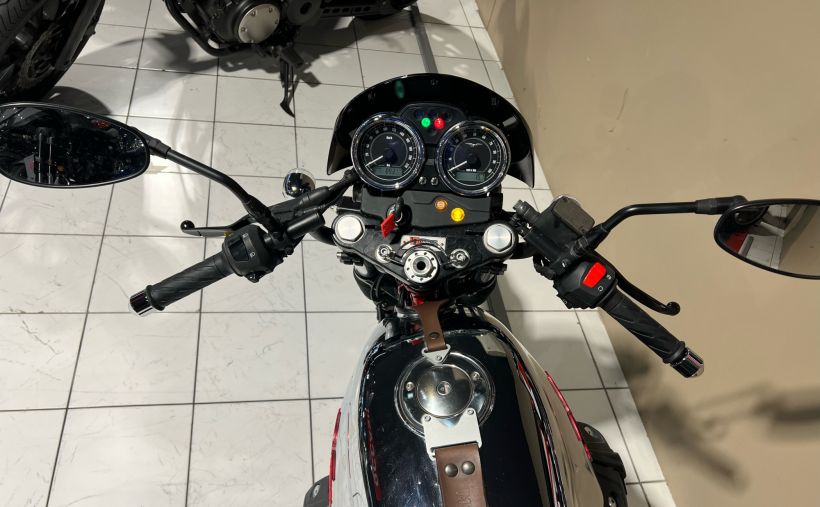 MOTO GUZZI V7 RACER 2