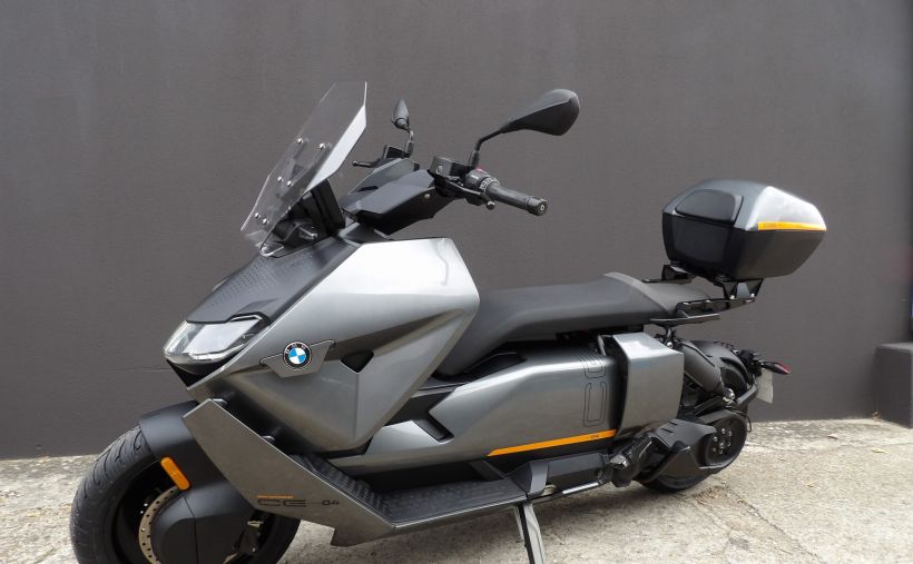 BMW CE 04 6