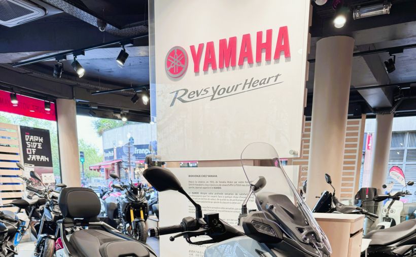 YAMAHA X-MAX 125 TECH MAX 1