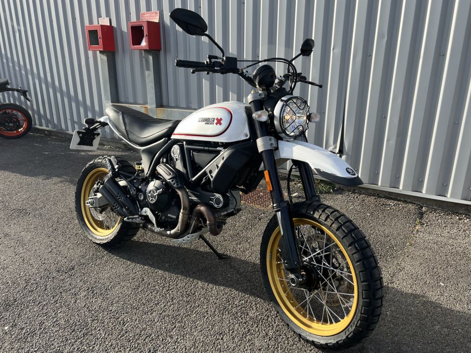 DUCATI SCRAMBL. DESERT 8