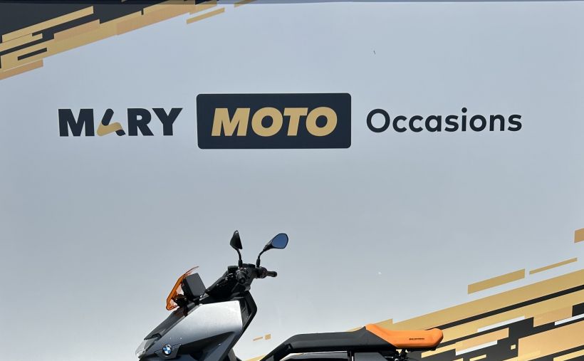 BMW CE 04 0