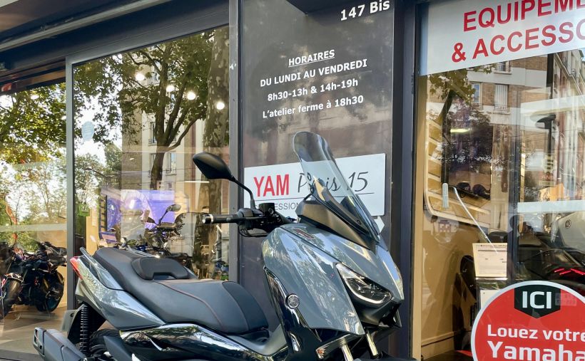 YAMAHA XMAX 125 TECH MAX 1