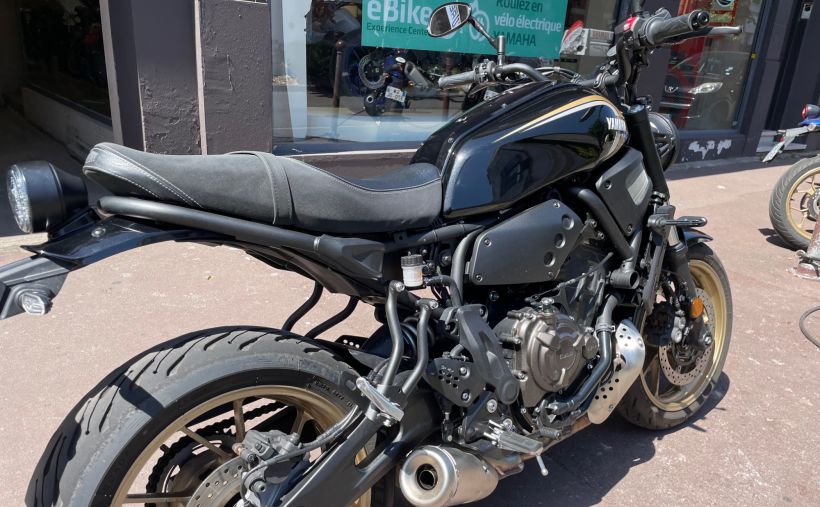 YAMAHA XSR 700 ABS 2