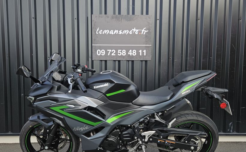 KAWASAKI Ninja 500 15