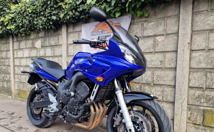 YAMAHA FZ6 600 FAZER 1