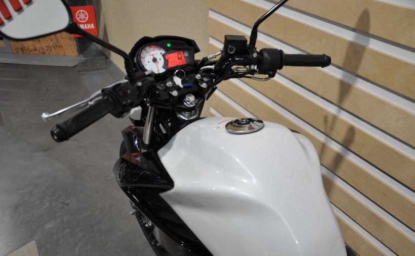 YAMAHA YS 125 14