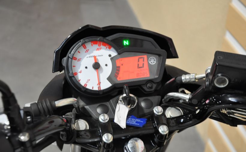 YAMAHA YS 125 15