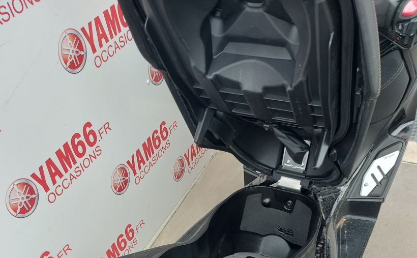 YAMAHA XMAX 125 TECH MAX 3