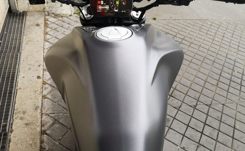 DUCATI DIAVEL V4 4