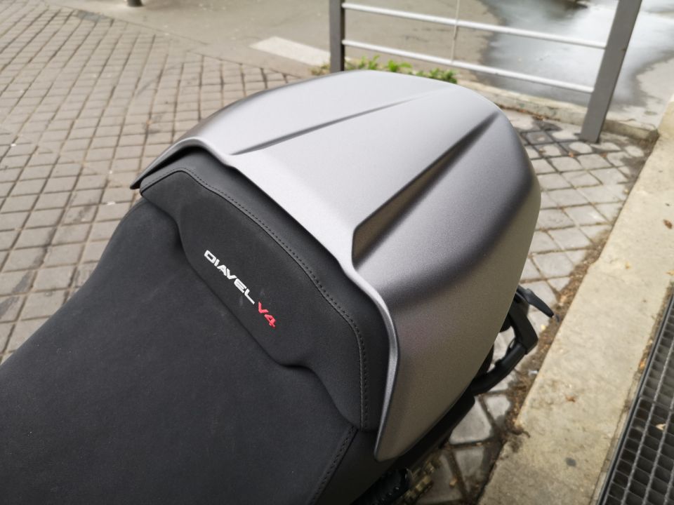 DUCATI DIAVEL V4 20