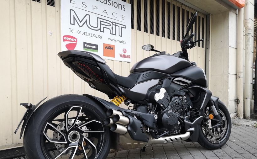 DUCATI DIAVEL V4 24