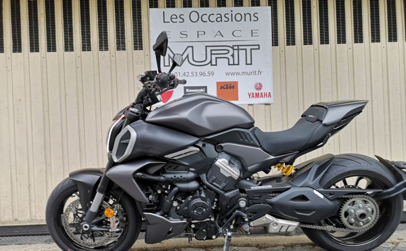 DUCATI DIAVEL V4 32