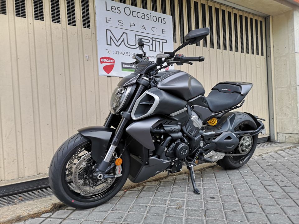 DUCATI DIAVEL V4 36