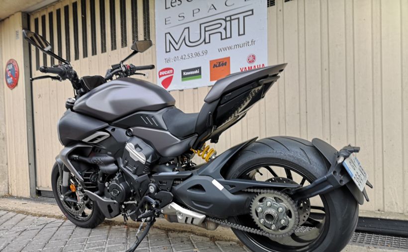 DUCATI DIAVEL V4 40