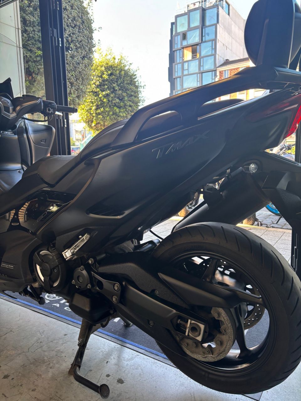 YAMAHA XP T-MAX 560 TECH MAX 4