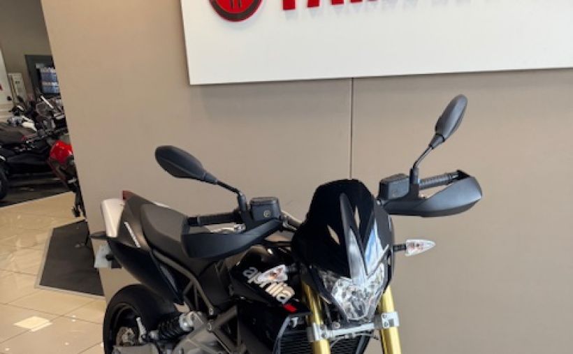 APRILIA DORSODURO 750 3