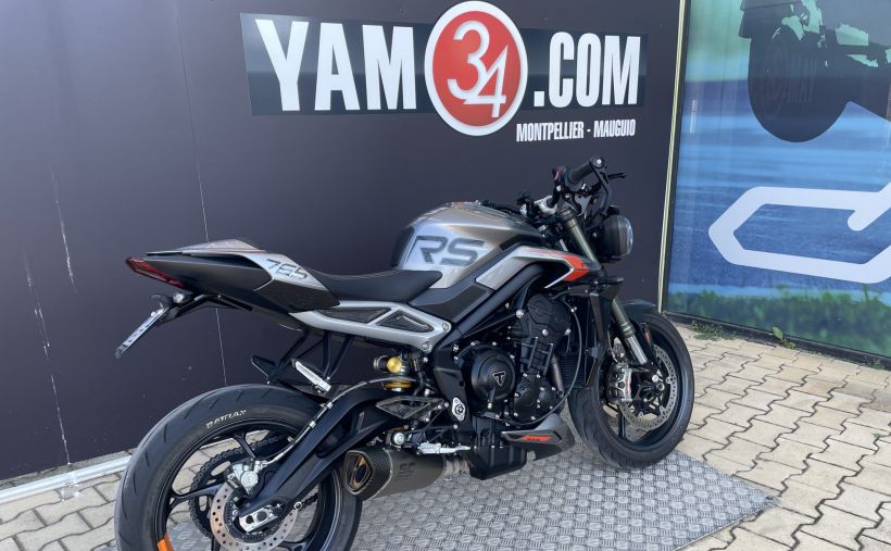 TRIUMPH STREET TRIPLE 765 RS 6