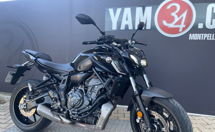 YAMAHA MT-07 1