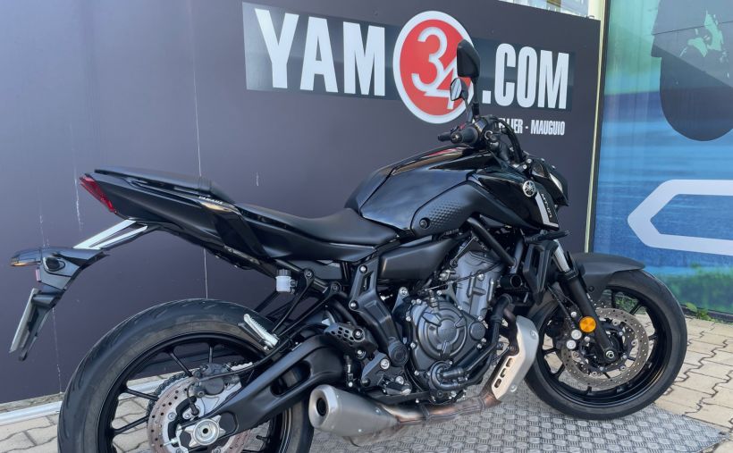 YAMAHA MT-07 2