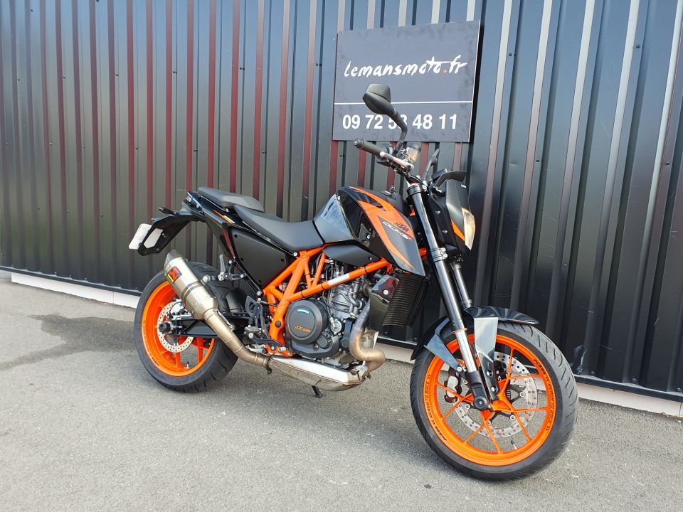KTM 690 DUKE R 10