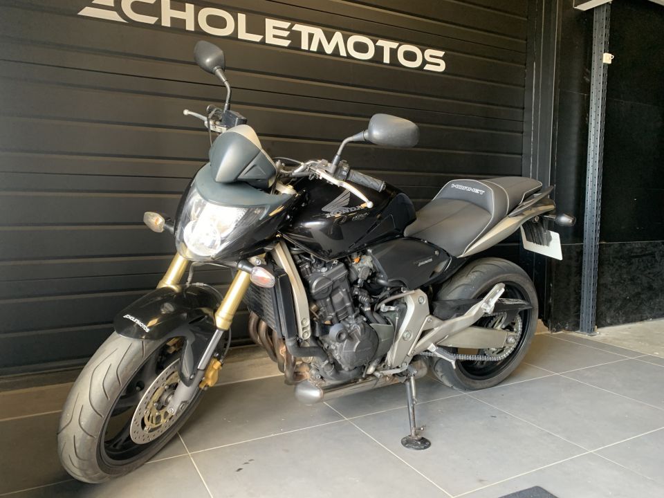 HONDA CB 600 F HORNET 8