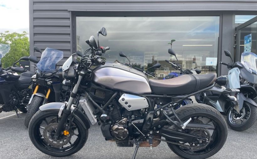 YAMAHA XSR 700 3