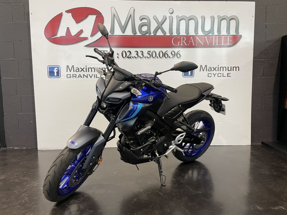 YAMAHA MT-125 ABS 6